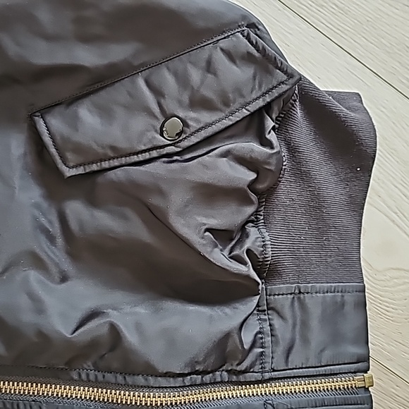 ✨️ SOLD ✨️ TNA | Tahoe Down Bomber Jacket, Med - Picture 5 of 14